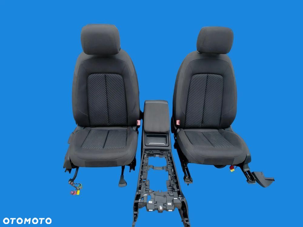 AUDI Q5 80A LIFT FOTEL FOTELE KANAPA BOCZKI TAPICERKA ISOFIX PODUSZKA - 4
