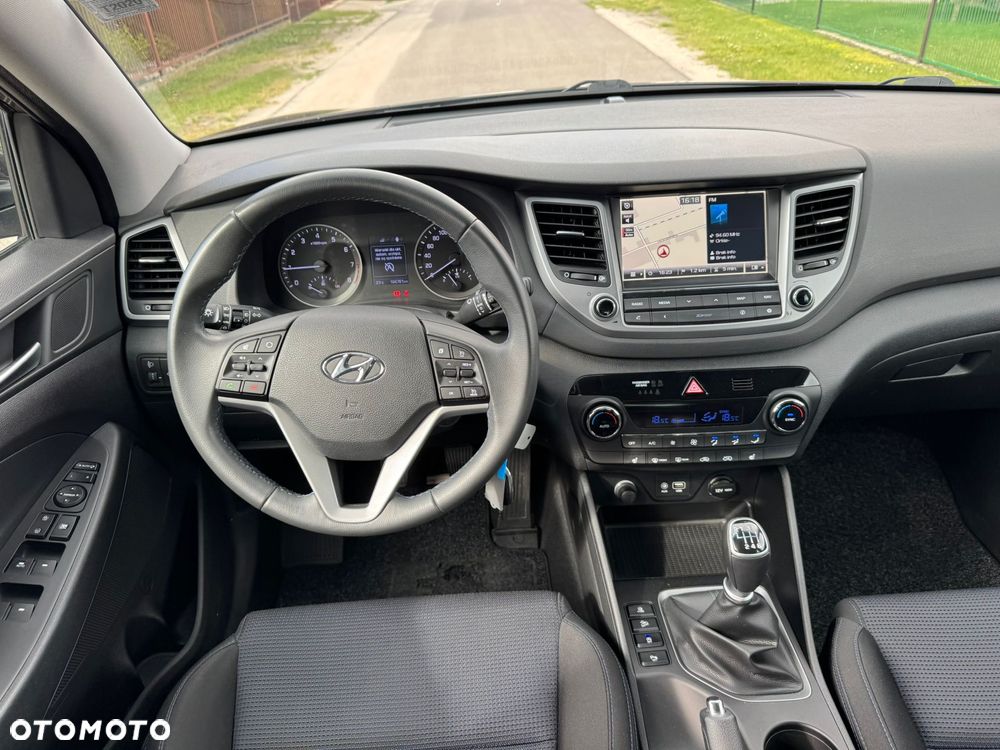 Hyundai Tucson 1.6 GDI BlueDrive TourdePologne 2WD - 24