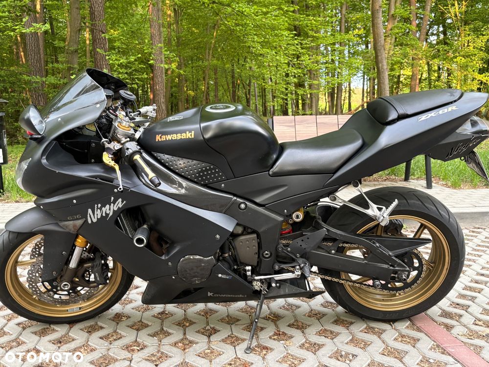 Kawasaki ZXR - 3