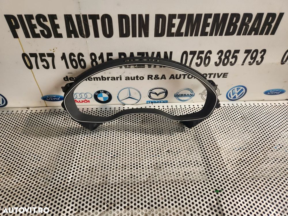 Ornament Rama Ceasuri Bord Audi A6 C7 Dezmembrez Audi A6 C7 Volan Stanga - Dezmembrari Arad - 3