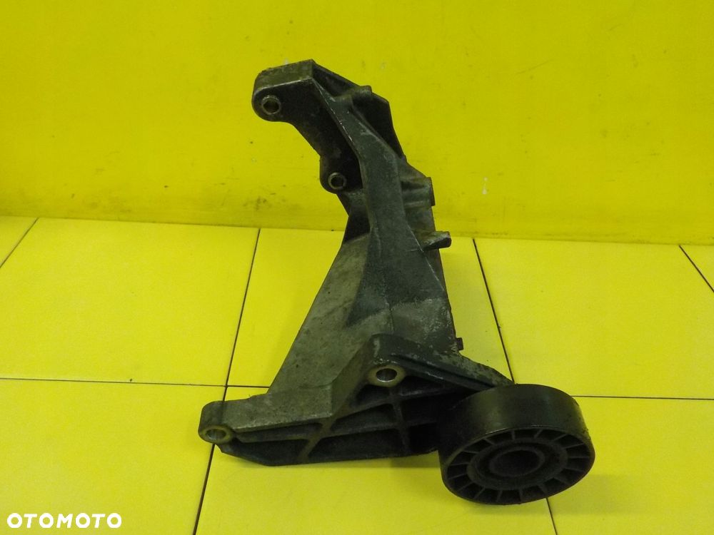 OPEL SENATOR 2.5 B 90r 140KM 25NE 87-93 lapa silnika 90448004 - 3