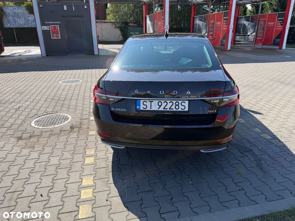 Skoda Superb 2.0 TDI SCR 4x4 L&K DSG - 6