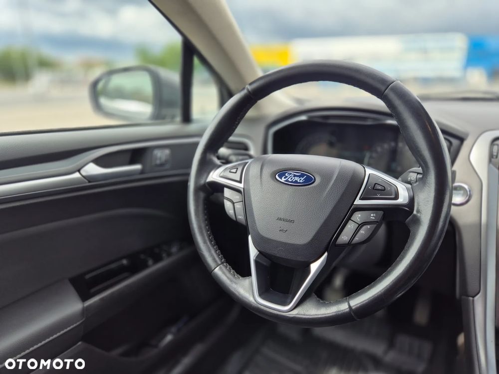 Ford Mondeo 1.5 EcoBoost Titanium - 11