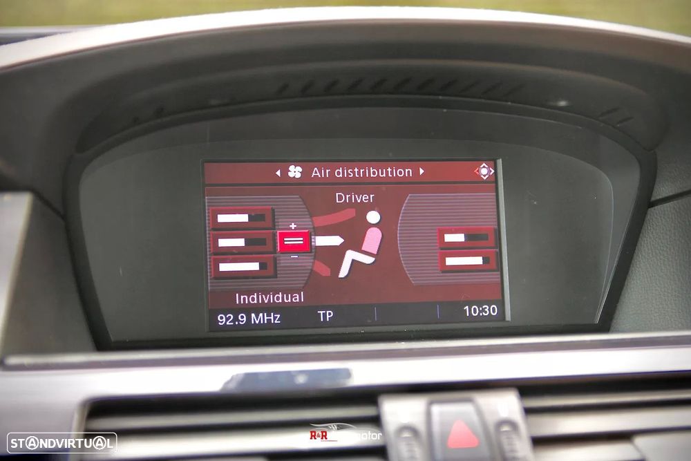 BMW 520 d Executive - 22