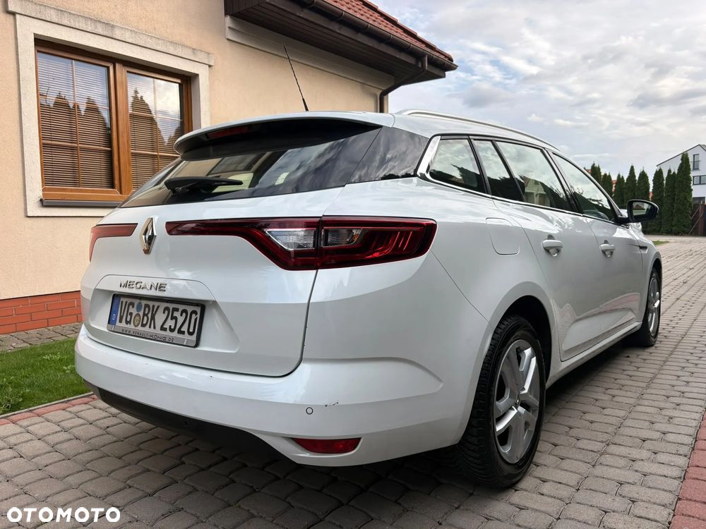 Renault Megane ENERGY TCe 130 EDC BUSINESS - 6