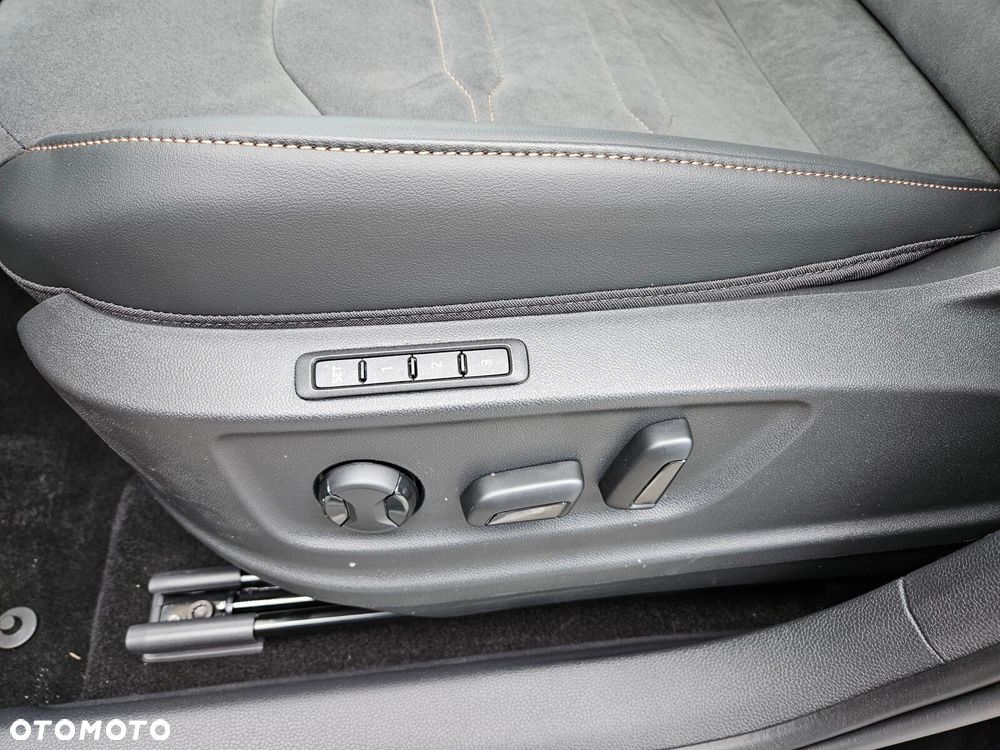 Cupra Ateca 1.5 TSI DSG - 17