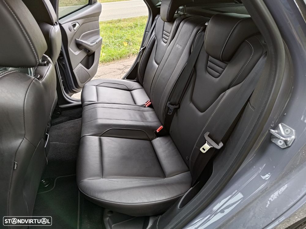 Ford Focus 2.0 EcoBoost ST c/ Pack Pele Exclusiva - 9
