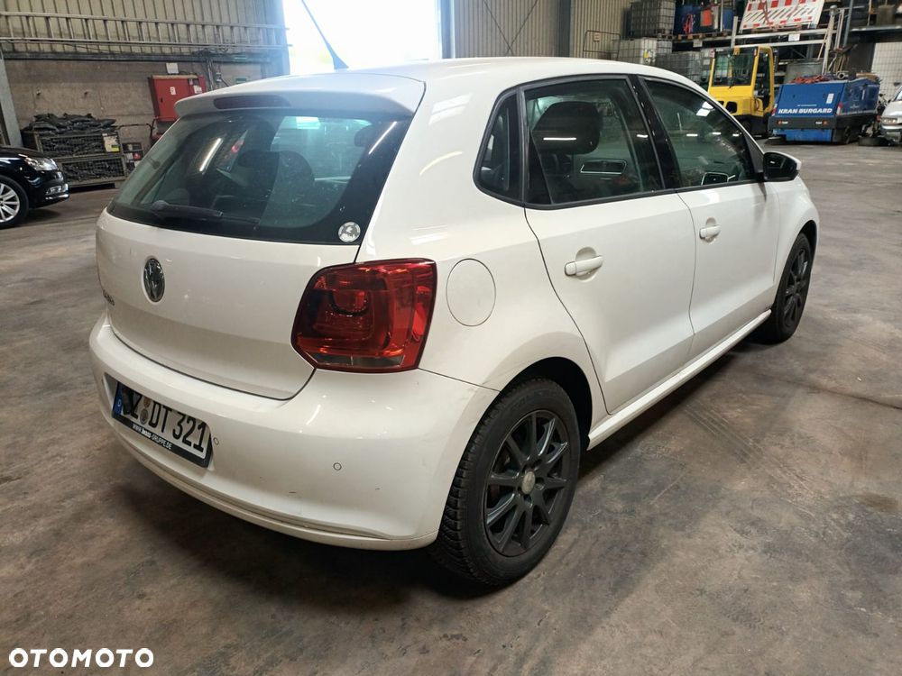 Volkswagen Polo - 11