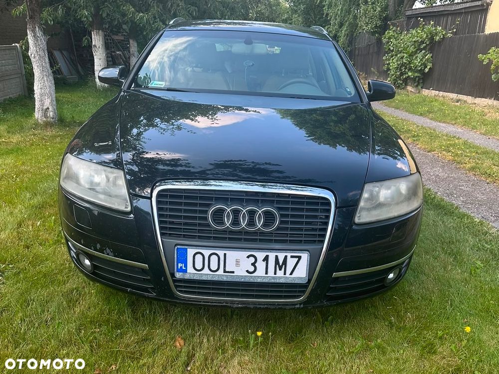 Audi A6 Avant 2.4 - 1
