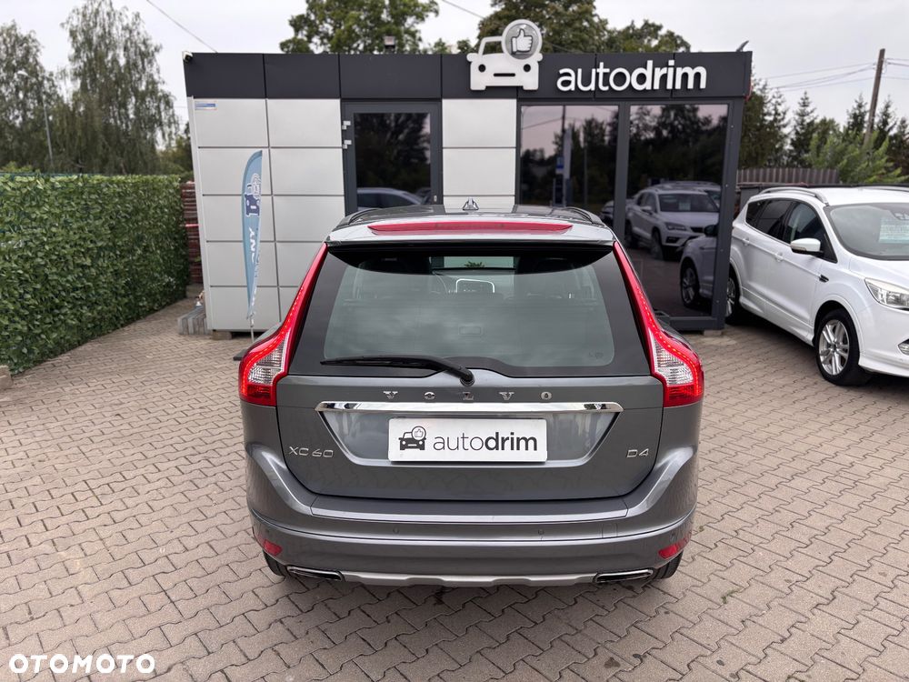 Volvo XC 60 D4 Geartronic Momentum - 15
