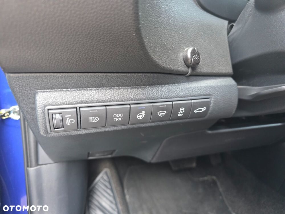 Toyota Corolla 2.0 Hybrid GR Sport Dynamic - 17