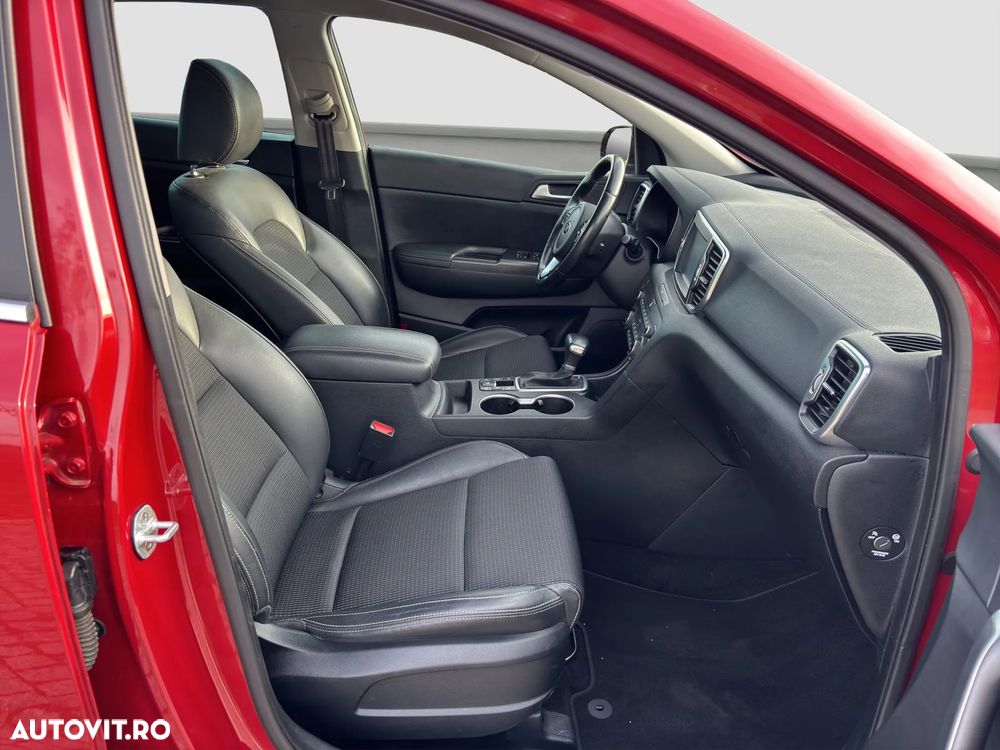 Kia Sportage 2.0 CRDI 4WD Automatik Spirit - 19
