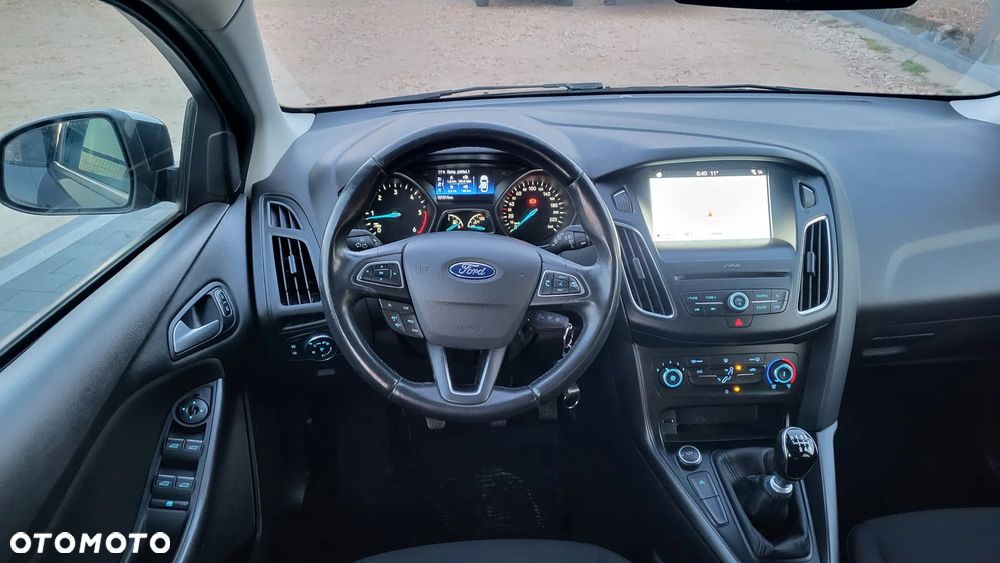 Ford Focus 1.5 TDCi ECOnetic 88g Start-Stopp-System Titanium - 2