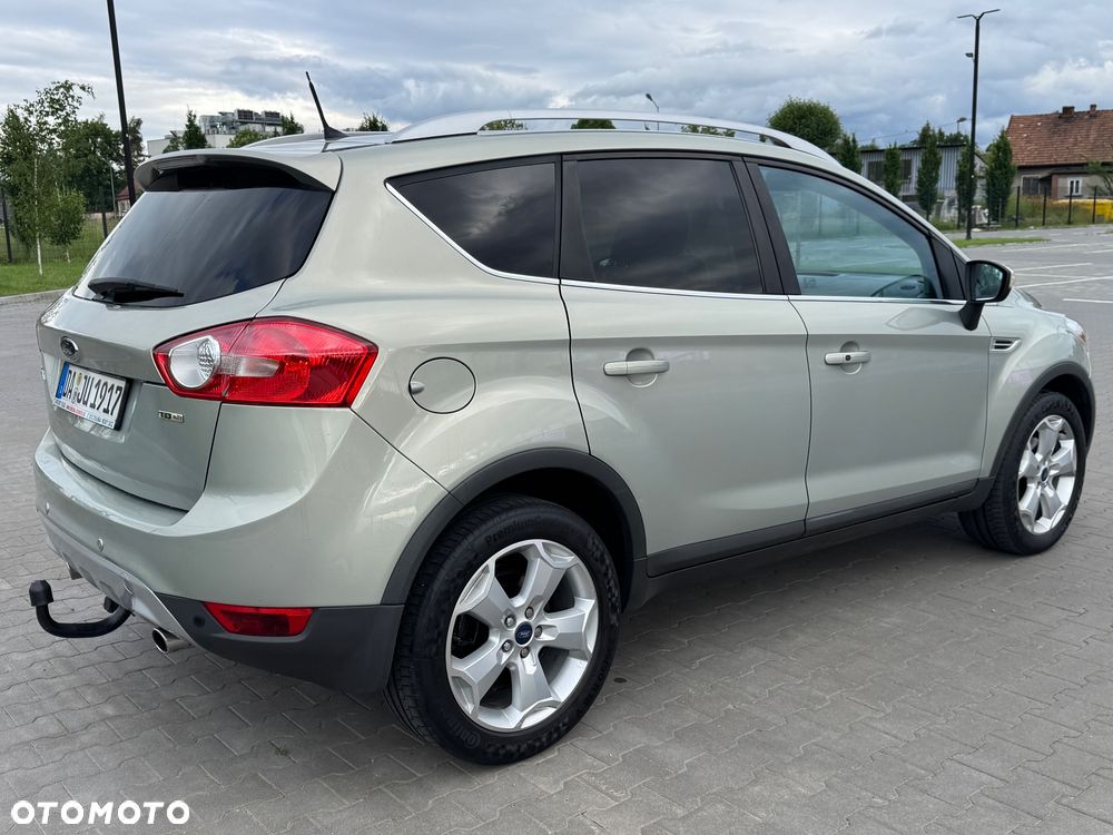 Ford Kuga 2.0 TDCi 4x4 Titanium - 6