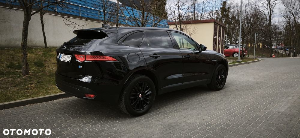 Jaguar F-Pace 2.0 i4D RWD Pure - 2
