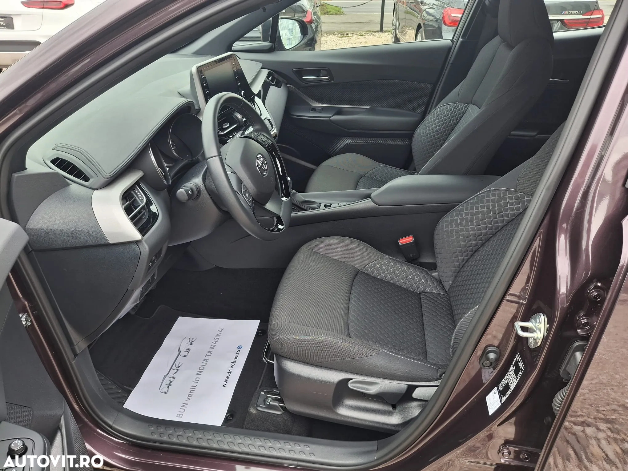 Toyota C-HR 1.8 HSD 122 CP 4x2 CVT Core - 19