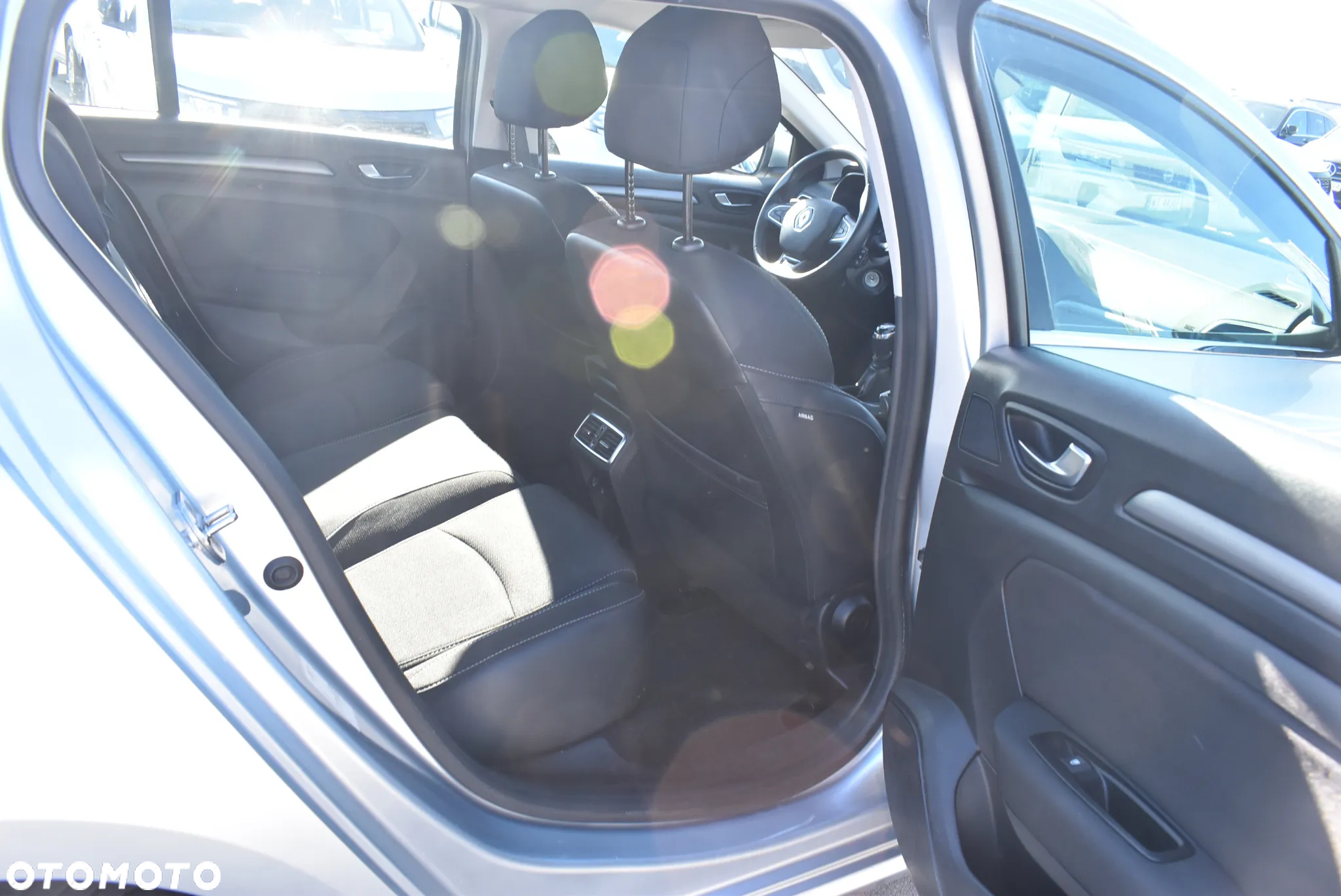 Renault Megane 1.3 TCe FAP Zen - 15