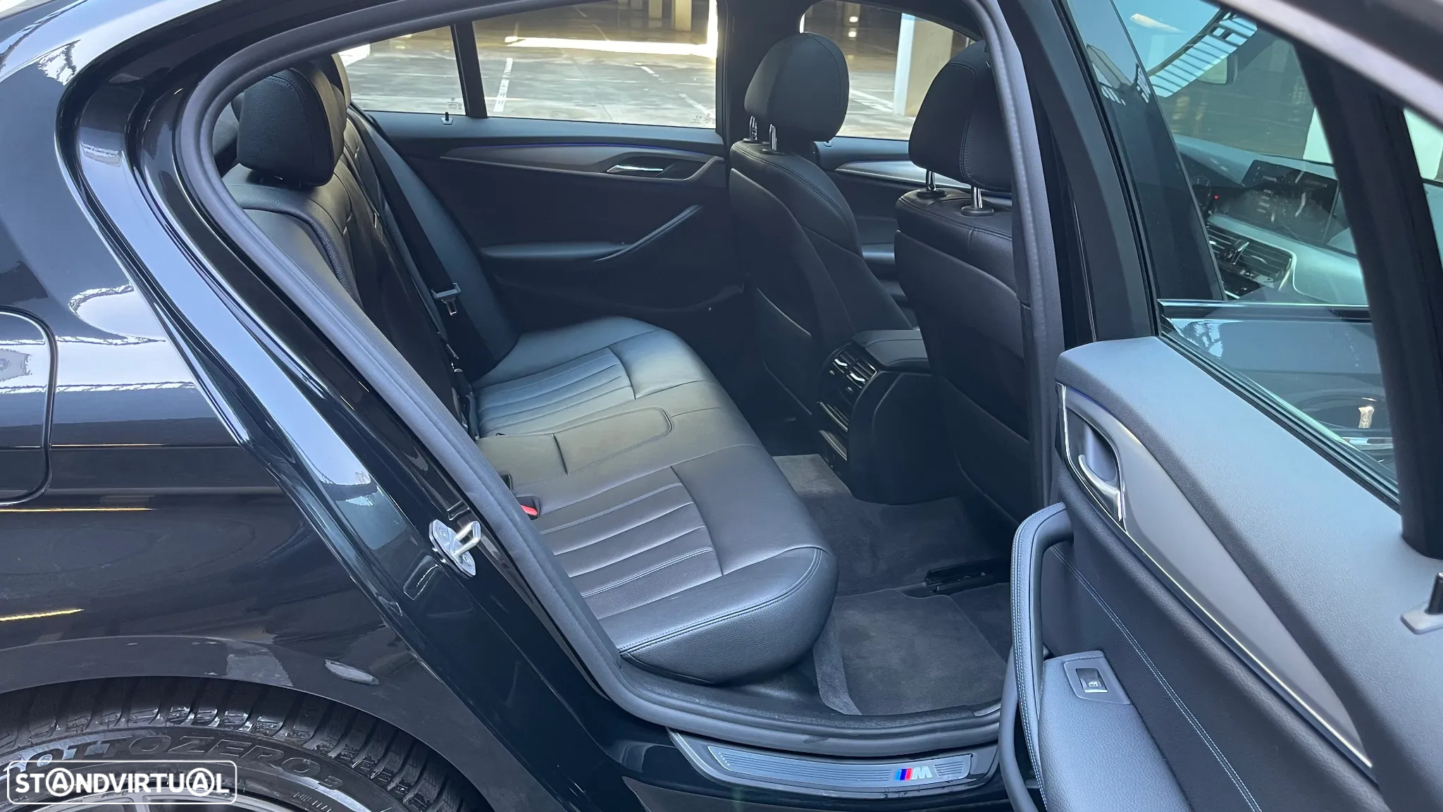 BMW 520 d Pack M - 35