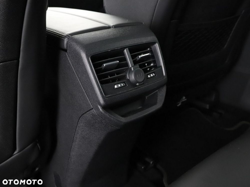 Peugeot 3008 1.5 BlueHDi Allure S&S - 40