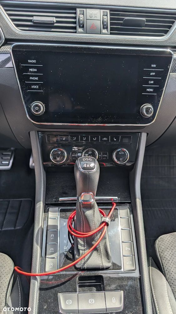 Skoda Superb 2.0 TSI 4x4 Sportline DSG - 21