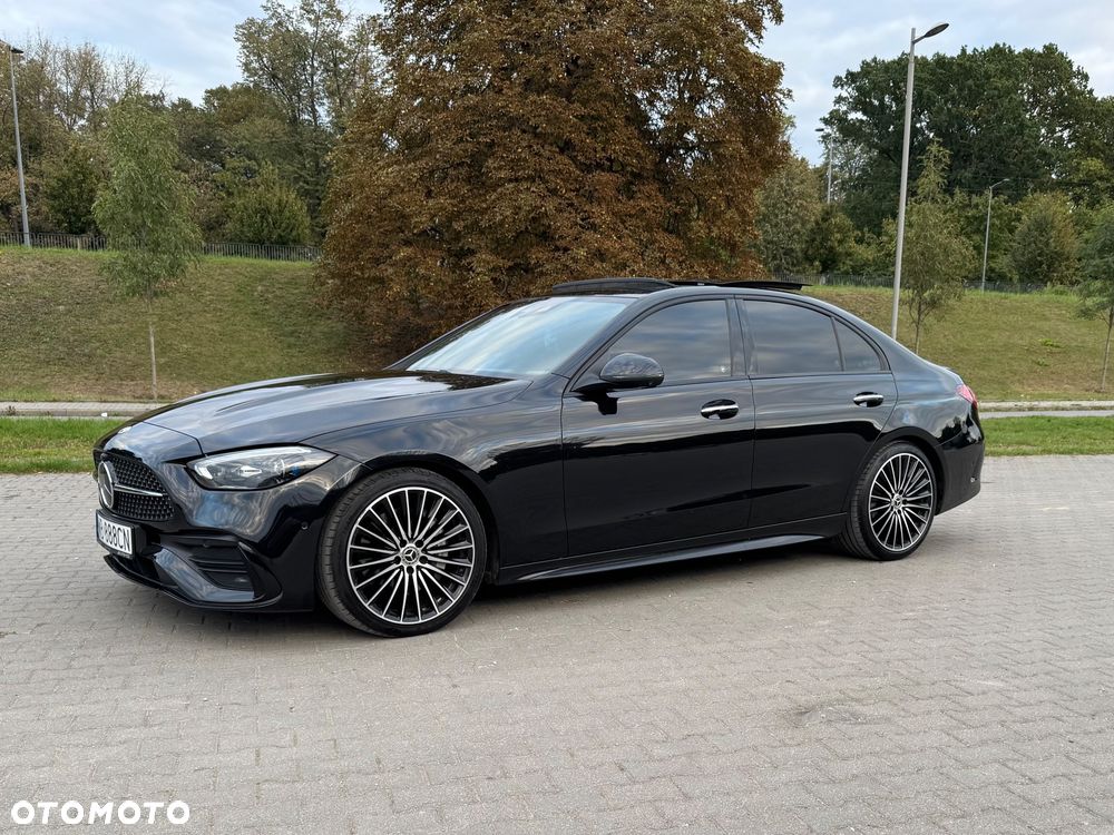 Mercedes-Benz Klasa C 300 9G-TRONIC AMG Line - 13
