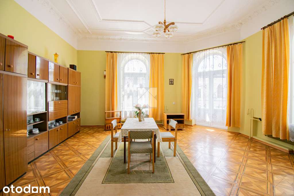PRESTIŻOWE MIESZKANIE W ZABYTKOWEJ KAMIENICY
