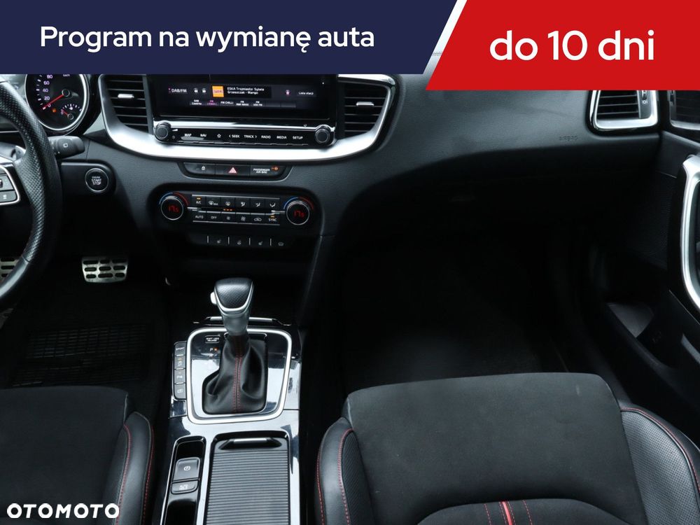 Kia ProCeed - 10