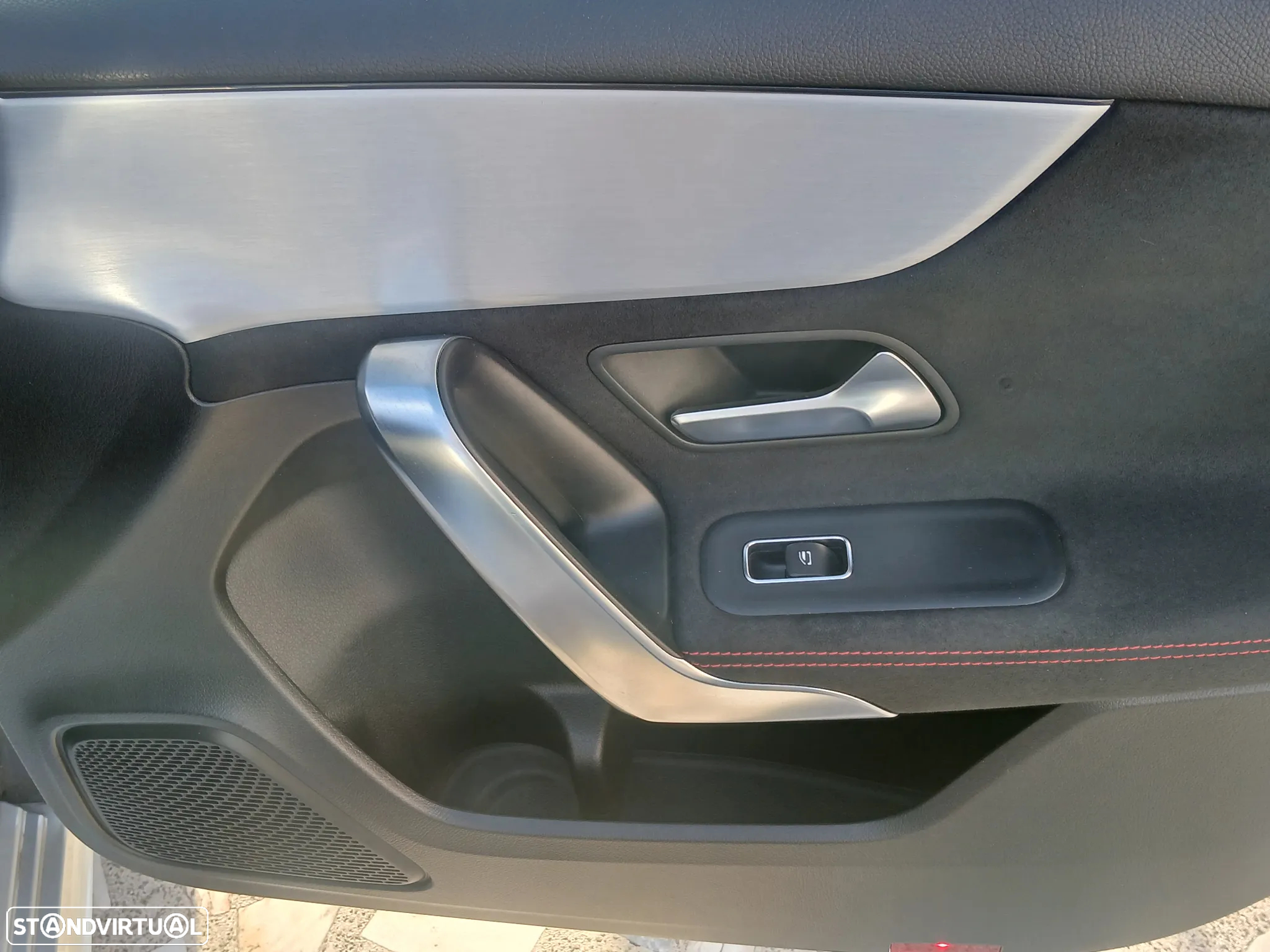 Mercedes-Benz A 180 d 7G-DCT AMG Line - 28