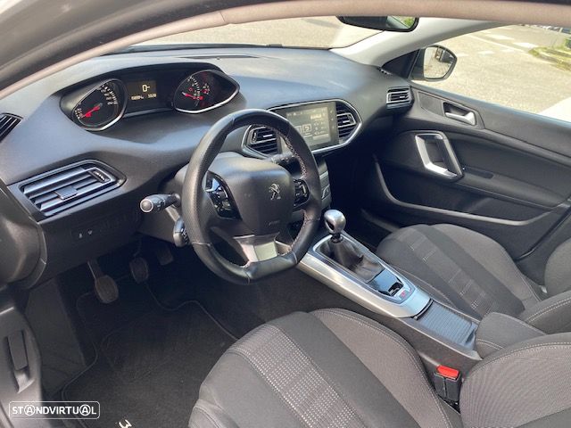 Peugeot 308 130 e-THP Stop & Start Allure - 7