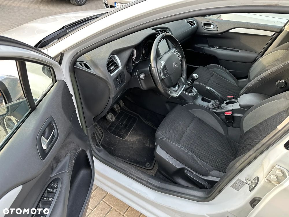 Citroën C4 - 6
