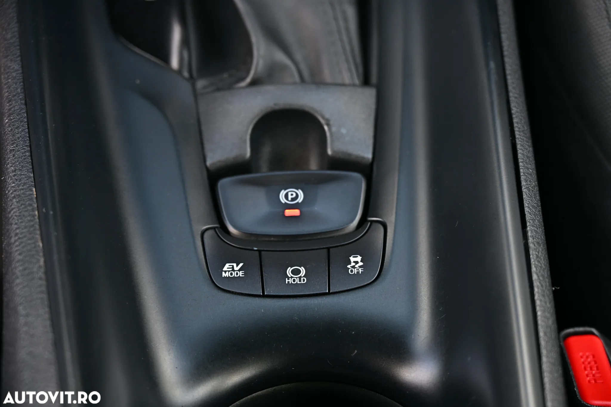 Toyota C-HR - 16