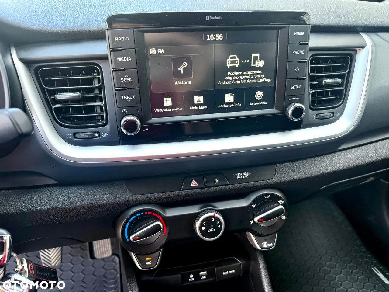 Kia Stonic 1.2 L - 23