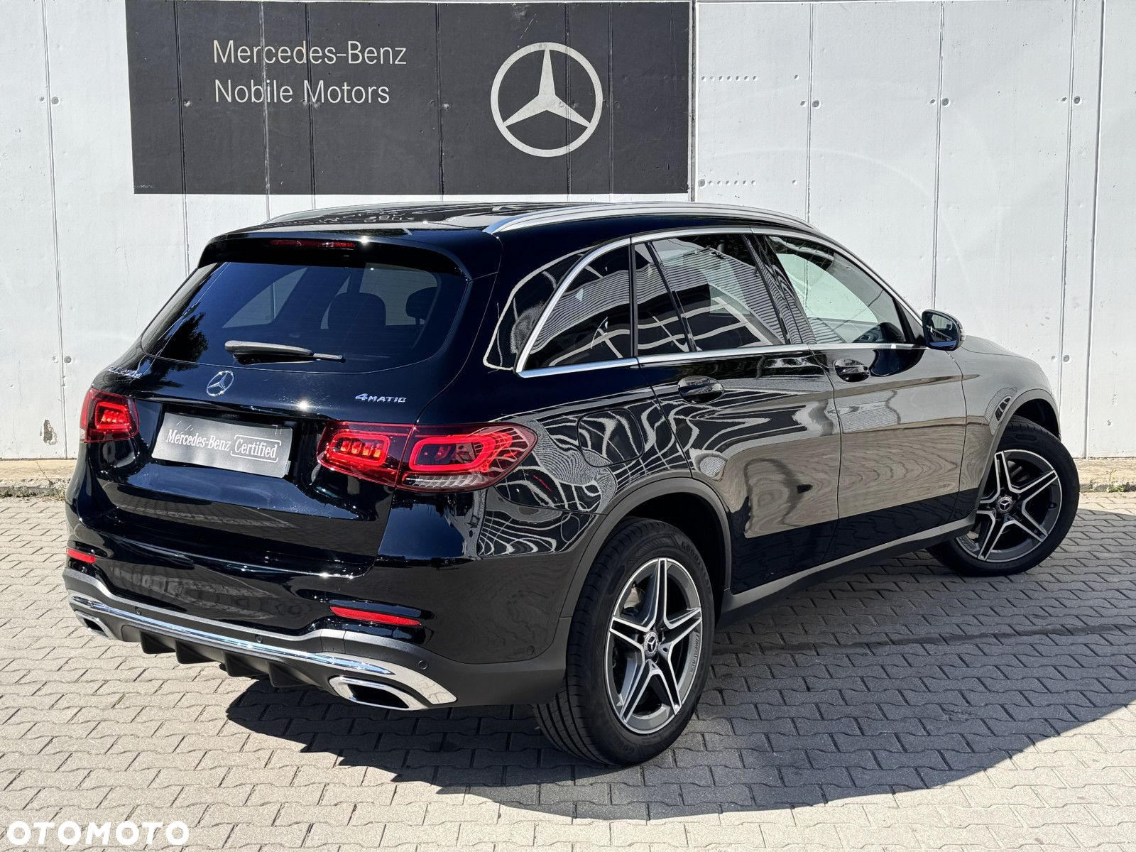 Mercedes-Benz GLC - 11
