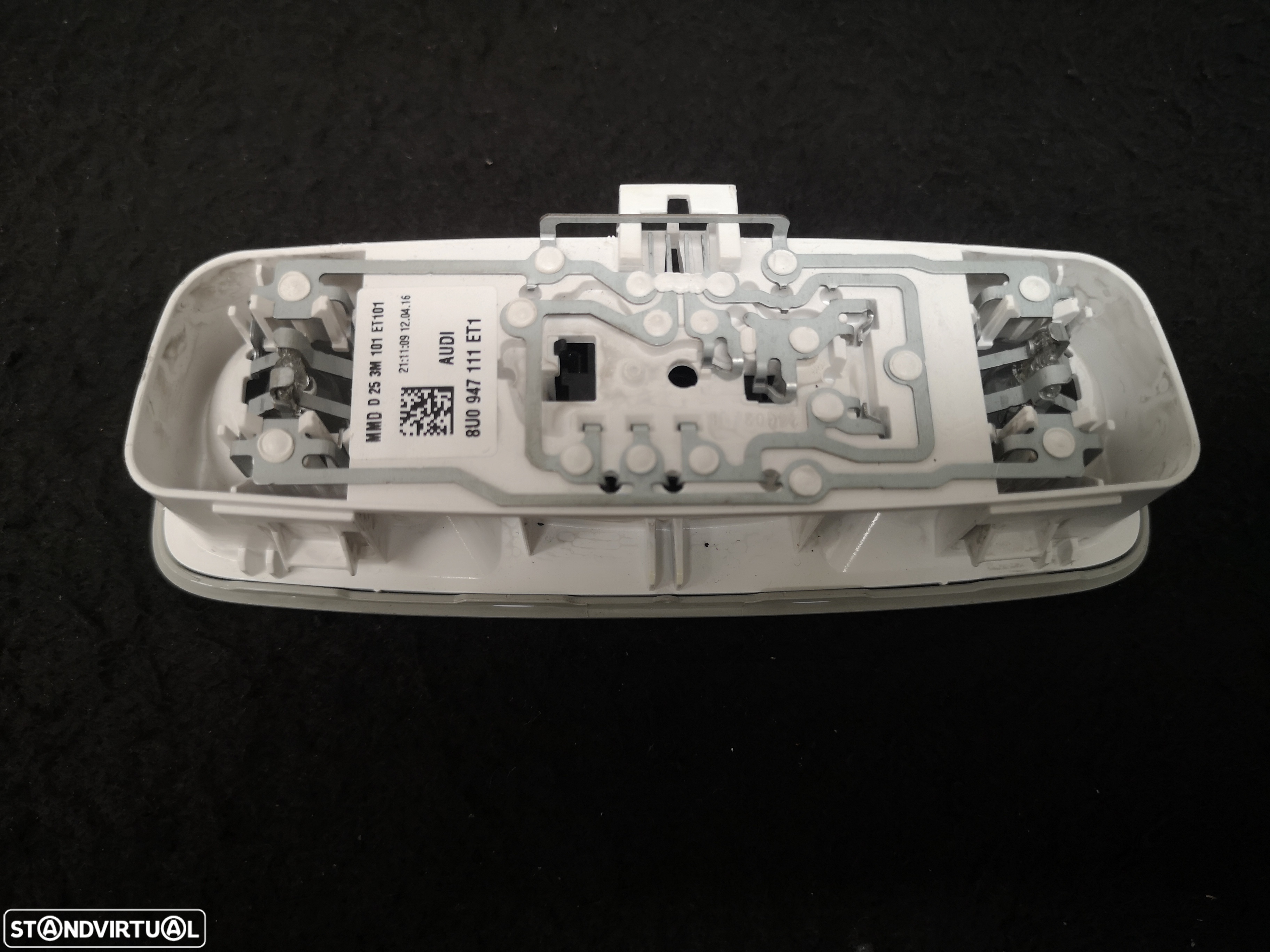 Plafonier Luz interior originais traseiro audi q3 8u 2014+ (2x no estoque) - 5