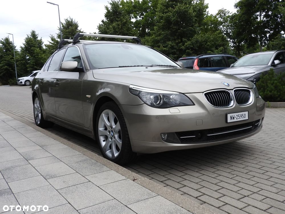 BMW Seria 5 530d xDrive - 2