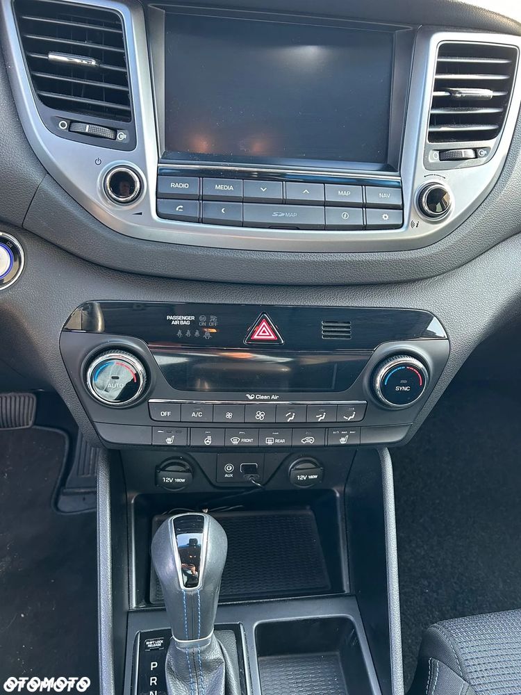 Hyundai Tucson 1.7 CRDI BlueDrive Style 2WD DCT - 10