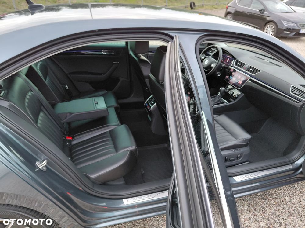 Skoda Superb 2.0 TSI L&K DSG - 13