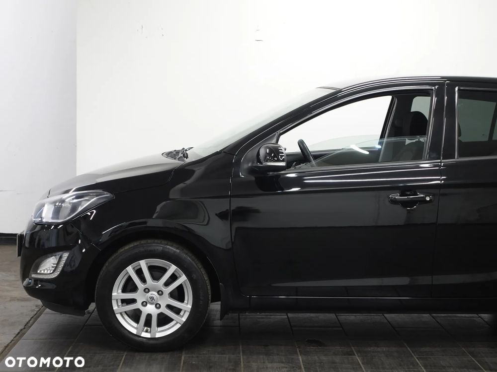 Hyundai i20 - 14