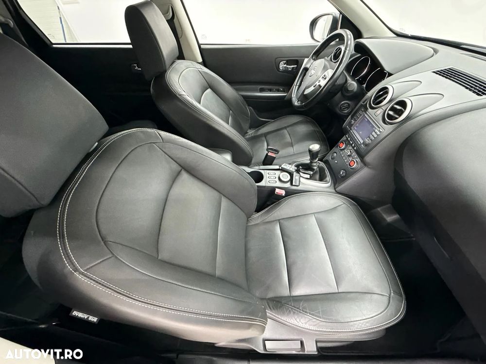 Nissan Qashqai+2 2.0 dCi DPF 4x4 tekna - 19