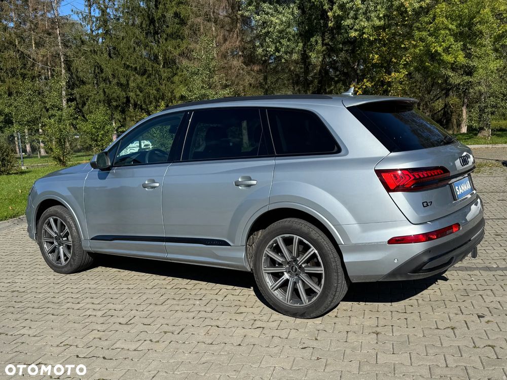Audi Q7 - 6