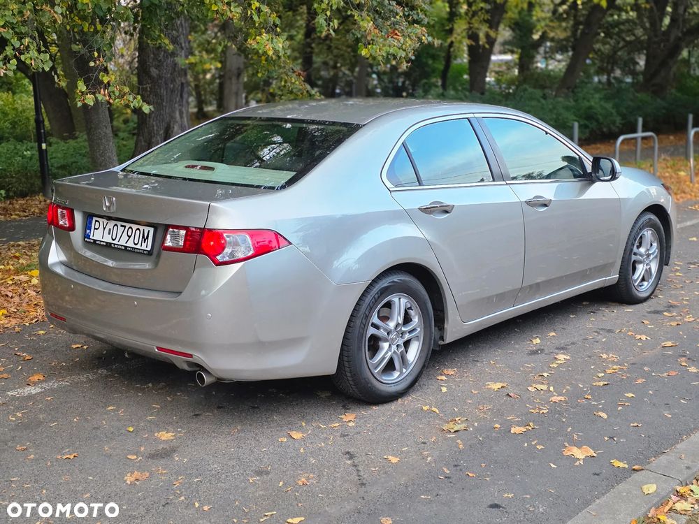 Honda Accord - 10