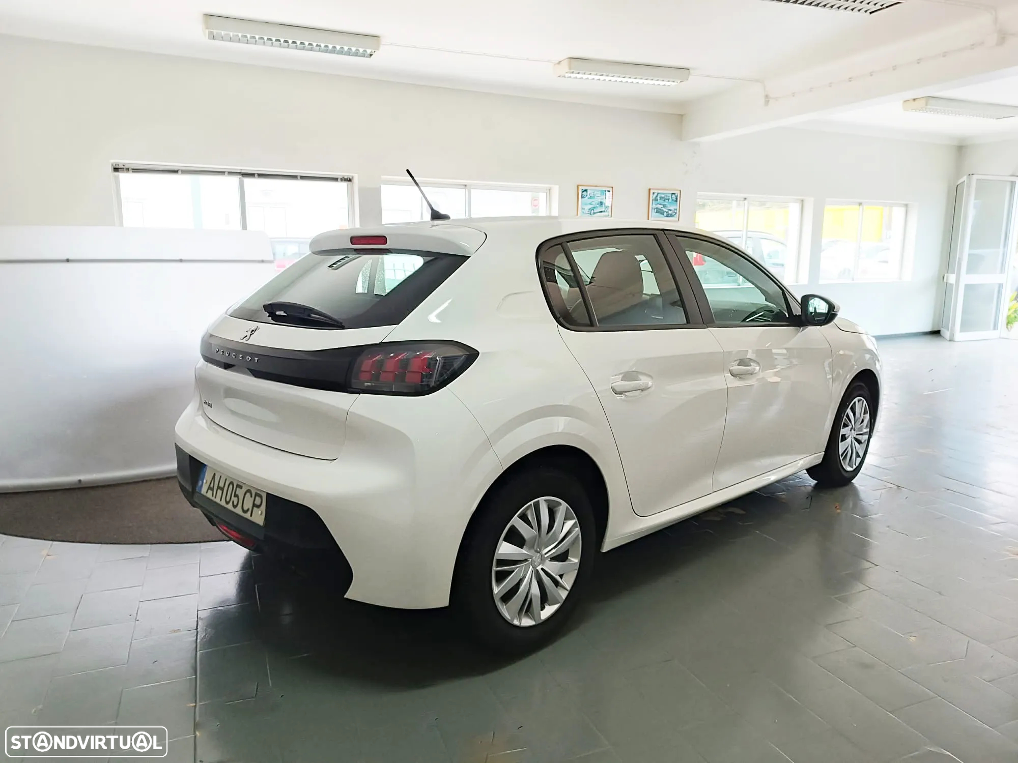 Peugeot 208 1.2 PureTech Active - 7