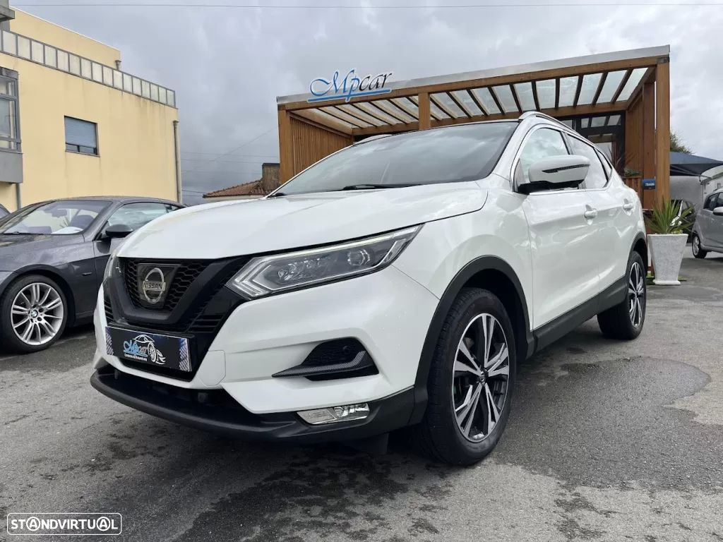 Nissan Qashqai 1.5 dCi N-Connecta 18 - 57