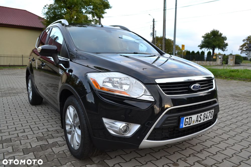 Ford Kuga 2.5 4x4 Titanium - 3