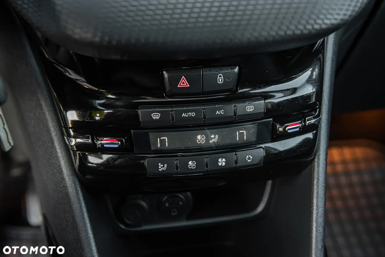 Peugeot 2008 e-HDi FAP 92 EGS6 STOP & START Allure - 21
