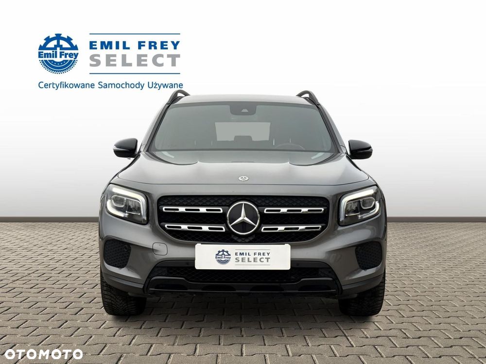 Mercedes-Benz GLB - 8