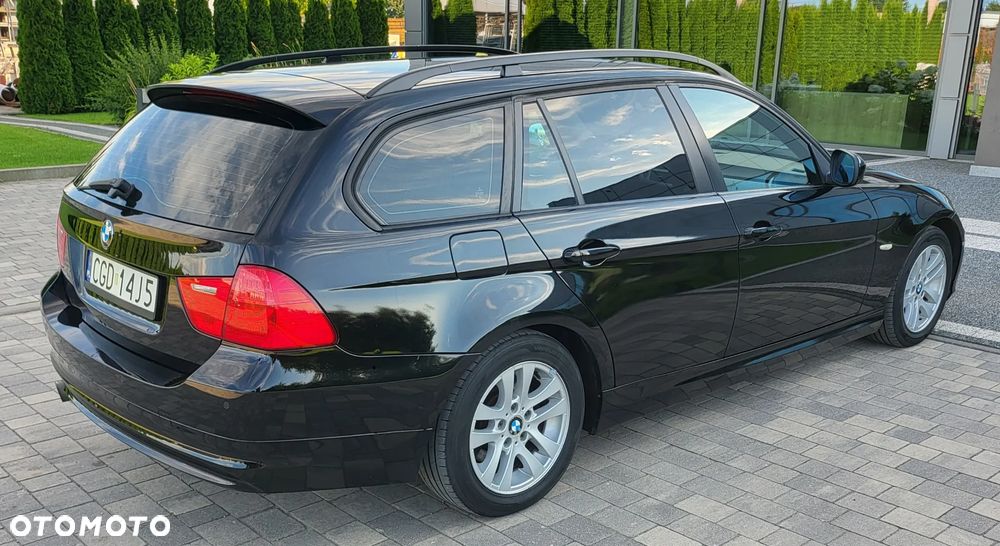 BMW Seria 3 318i Edition Exclusive - 11