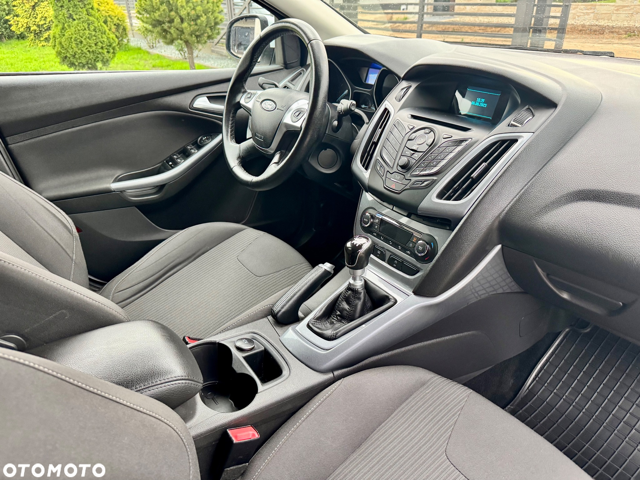 Ford Focus - 25