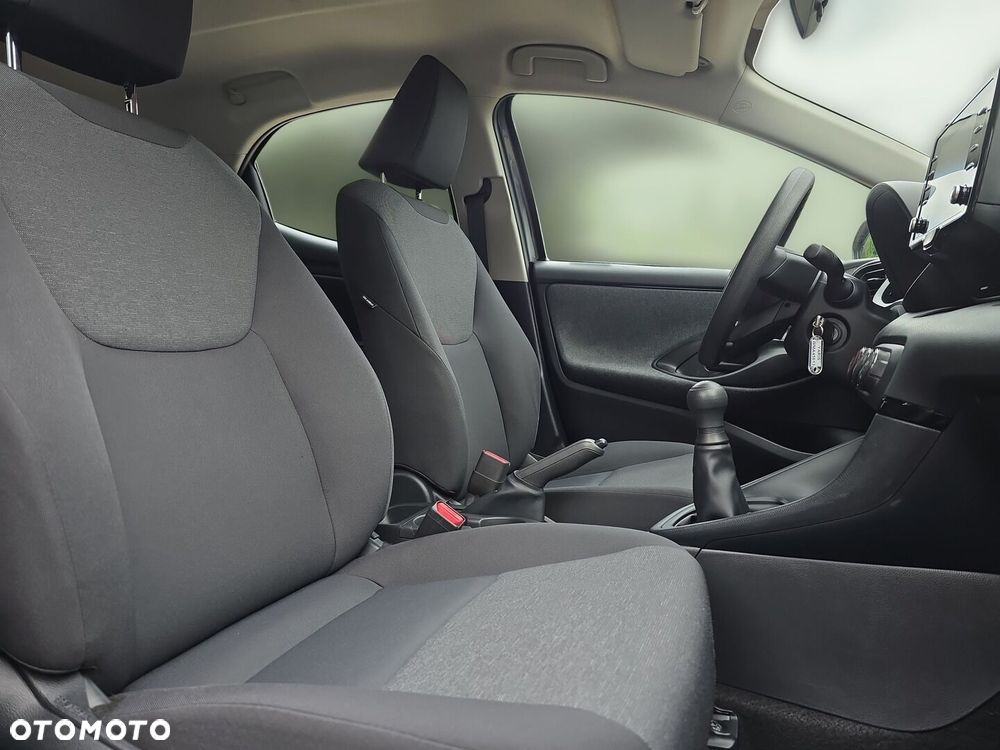 Toyota Yaris - 13
