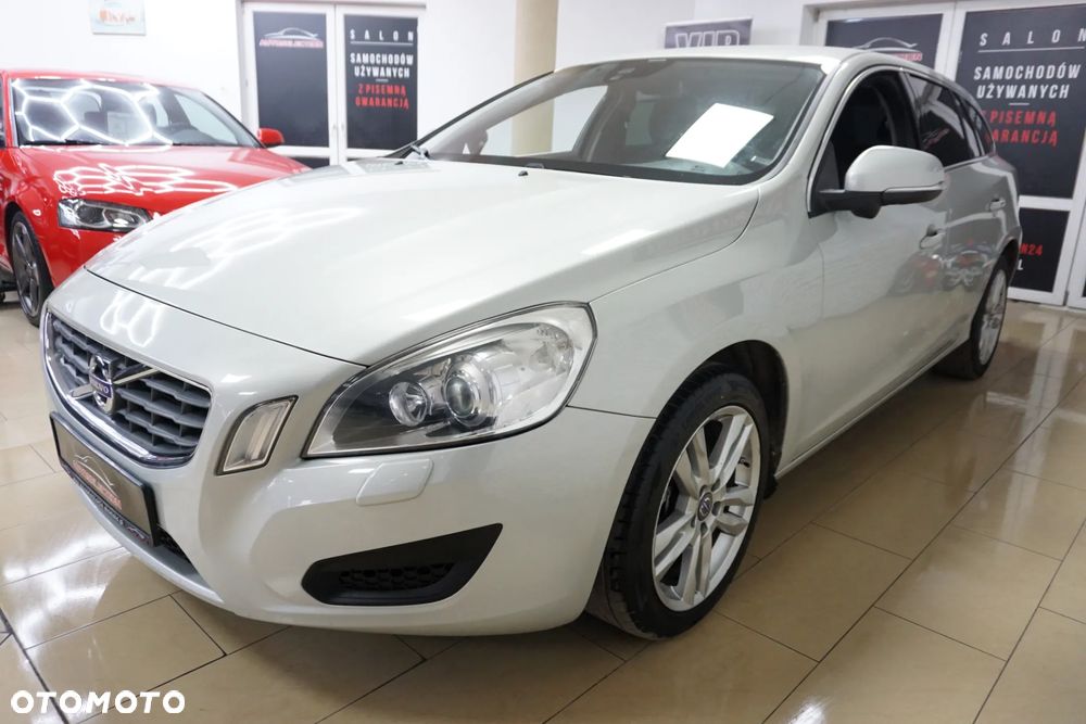 Volvo V60 D4 Geartronic Momentum - 7